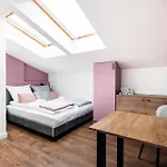 Apartment The Vitrail - By Upstairs *