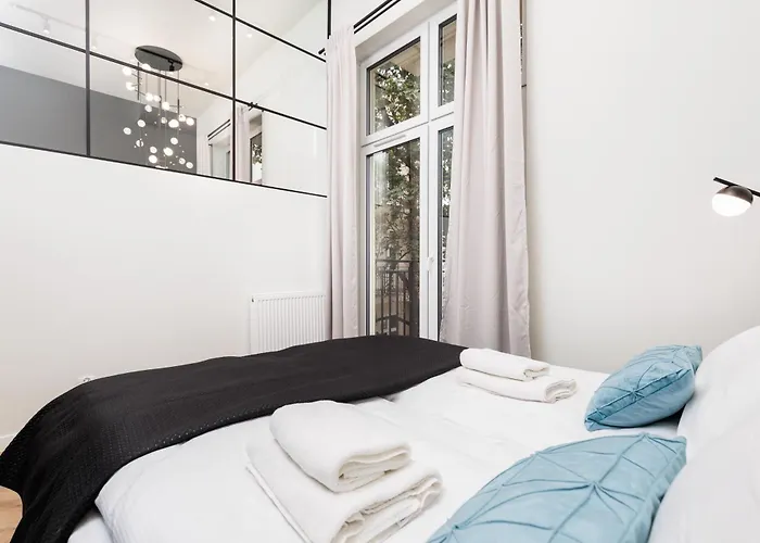 The Vitrail - By Upstairs 아파트 크라쿠프