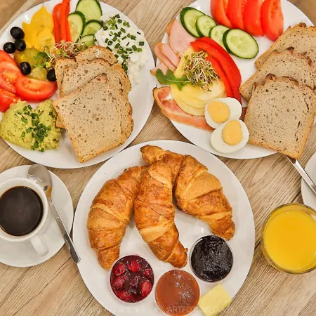 The Vitrail - By Upstairs 克拉科夫