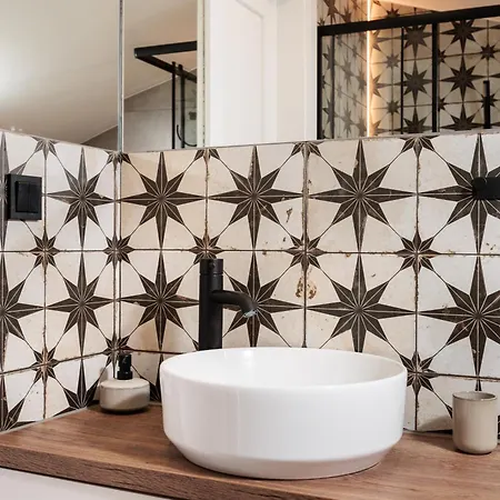 The Vitrail - By Upstairs 公寓 *