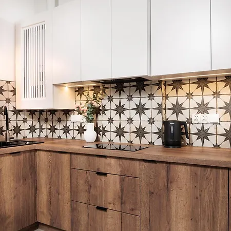 The Vitrail - By Upstairs 克拉科夫