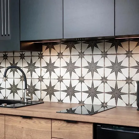 公寓 The Vitrail - By Upstairs *