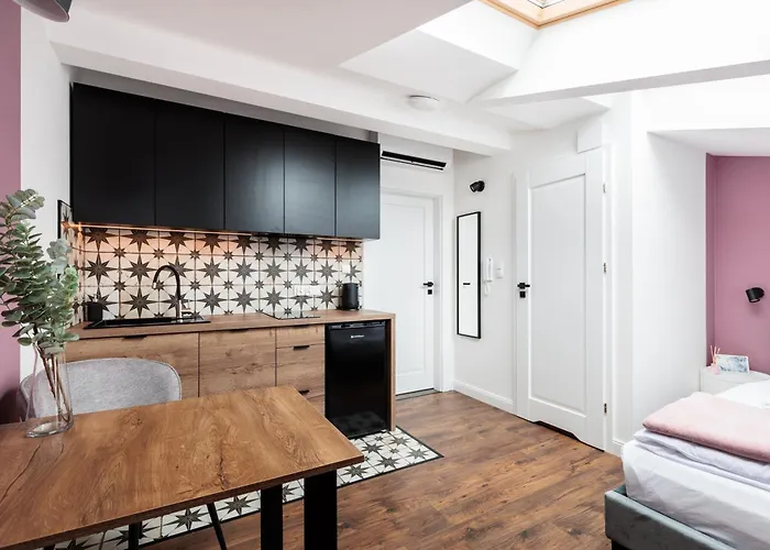 The Vitrail - By Upstairs Appartamento *